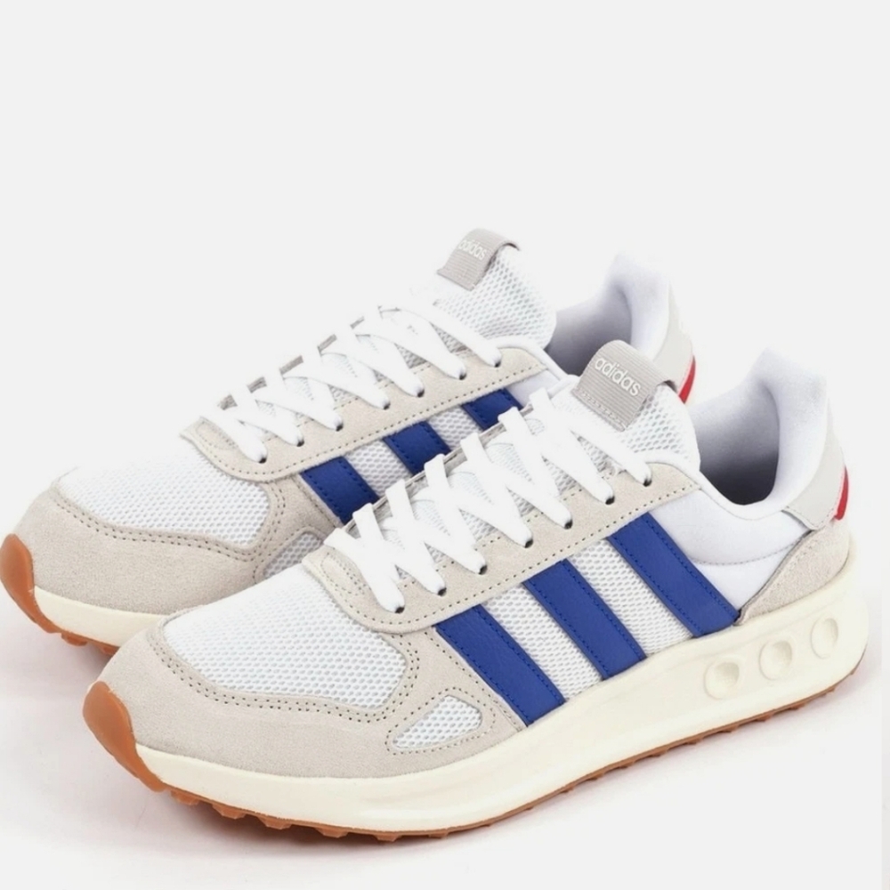 New Adidas Men's White and Blue Sneakers!! 👀The Box Its Damage